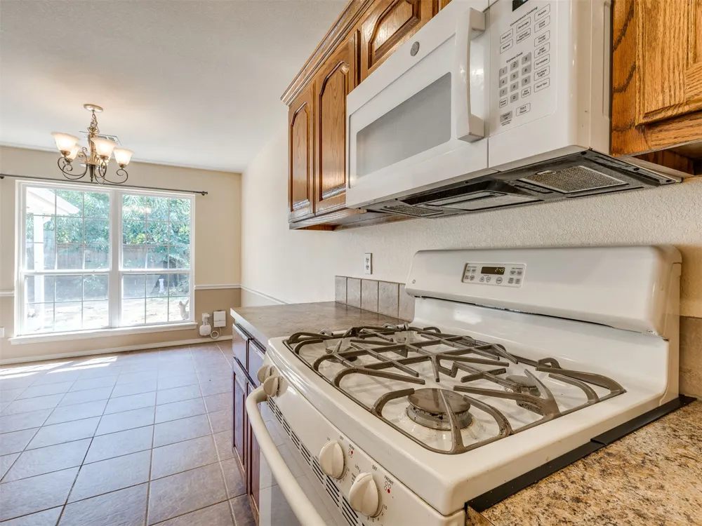 21648 E 40th Street S Broken Arrow, OK 74014