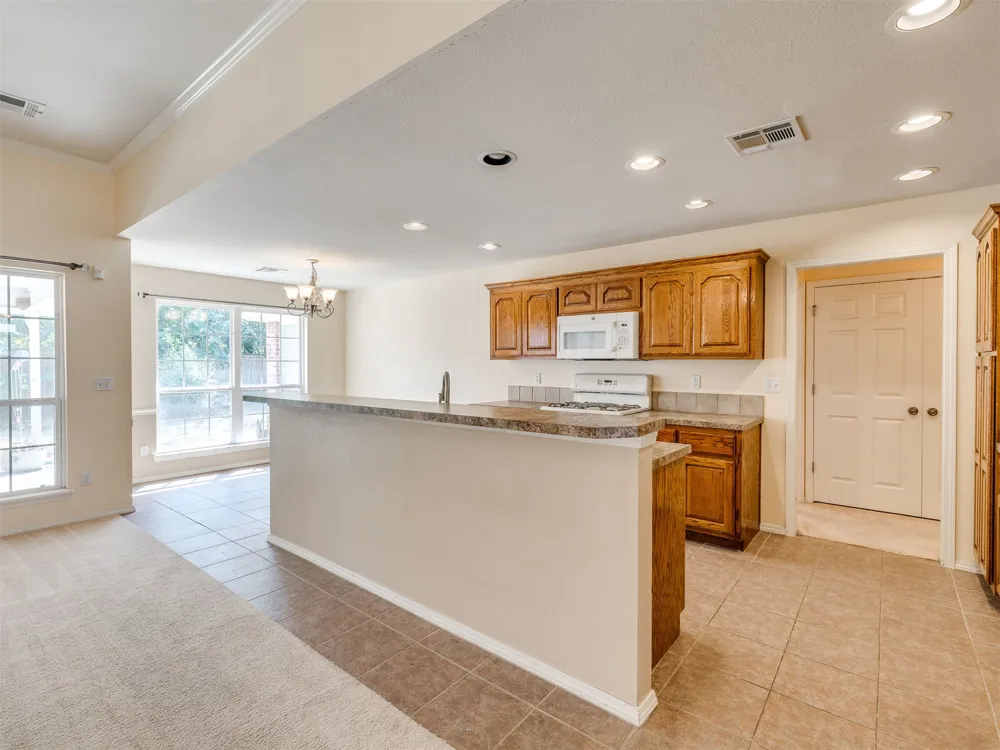 21648 E 40th Street S Broken Arrow, OK 74014