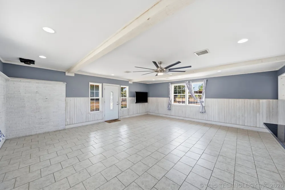 22345 W 10th Street Haskell, OK 74436
