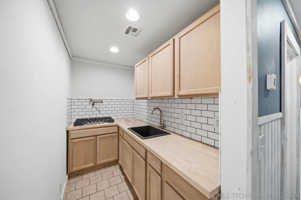 22345 W 10th Street Haskell, OK 74436