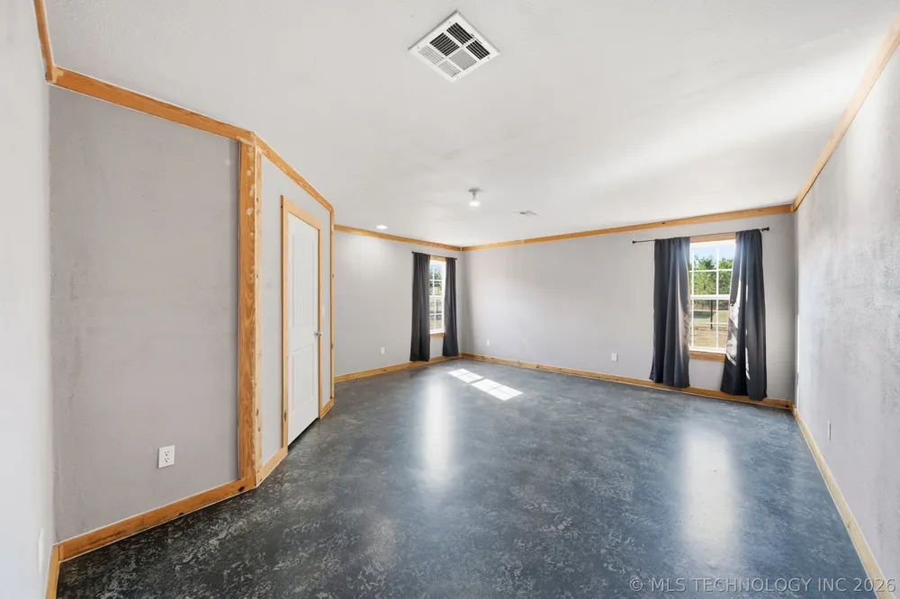 22345 W 10th Street Haskell, OK 74436