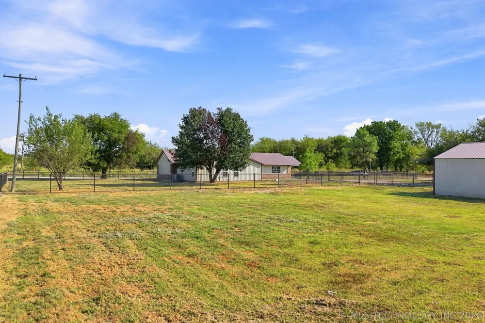 22345 W 10th Street Haskell, OK 74436