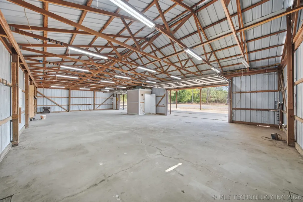 22345 W 10th Street Haskell, OK 74436
