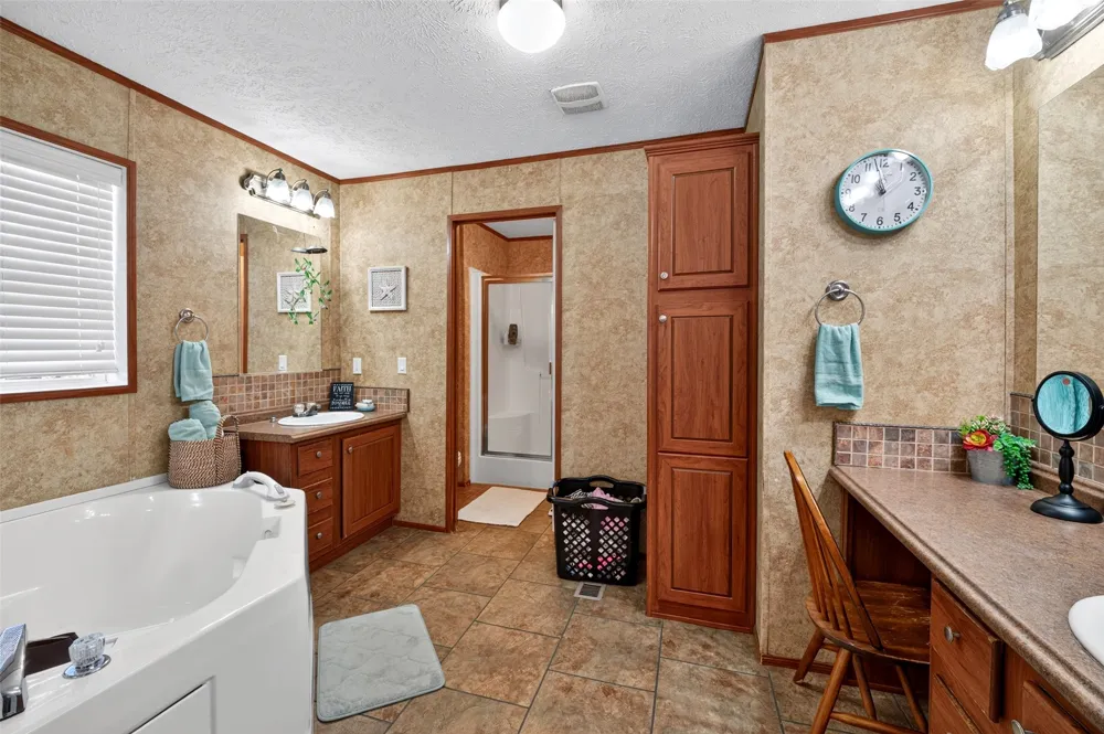 8538 US Highway 60 Highway Bartlesville, OK 74003