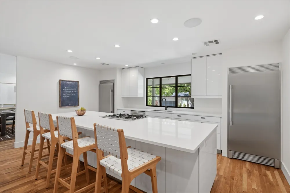 2450 E 32nd Street Tulsa, OK 74105