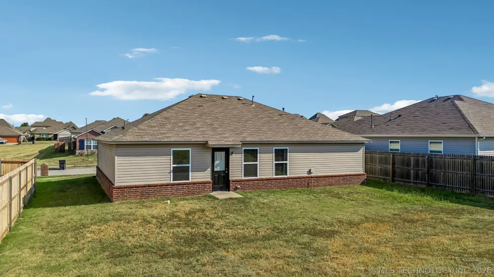 5812 E 146th Place S Bixby, OK 74008