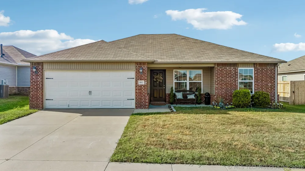5812 E 146th Place S Bixby, OK 74008