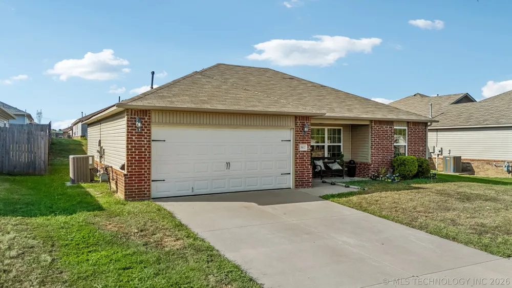 5812 E 146th Place S Bixby, OK 74008