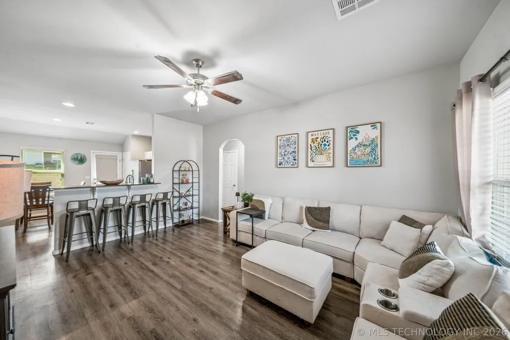 5812 E 146th Place S Bixby, OK 74008