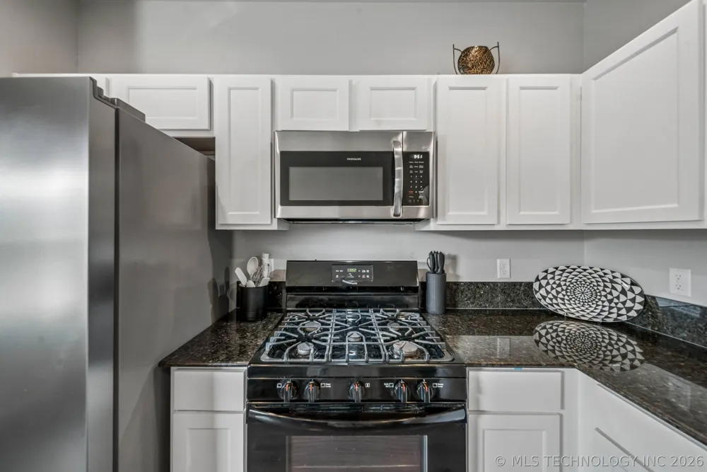 5812 E 146th Place S Bixby, OK 74008