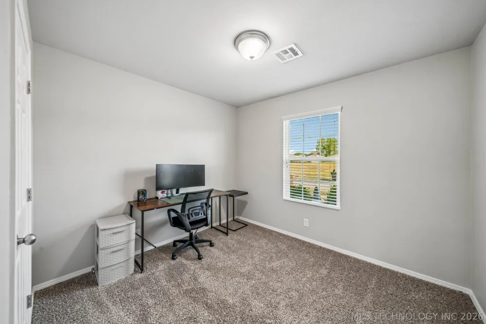 5812 E 146th Place S Bixby, OK 74008