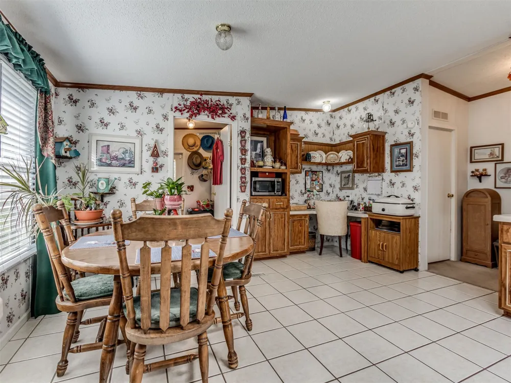 4124 S 249th WestAvenue Sand Springs, OK 74063