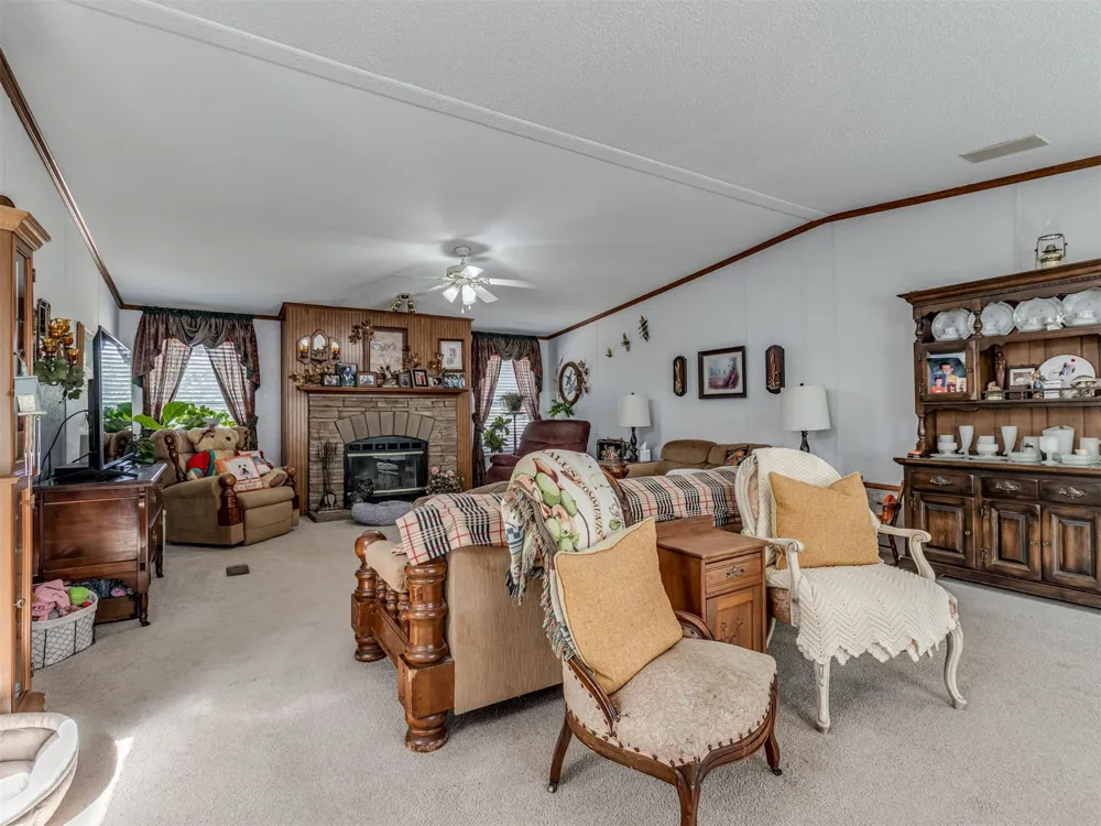 4124 S 249th WestAvenue Sand Springs, OK 74063