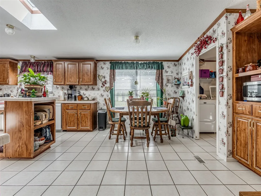 4124 S 249th WestAvenue Sand Springs, OK 74063