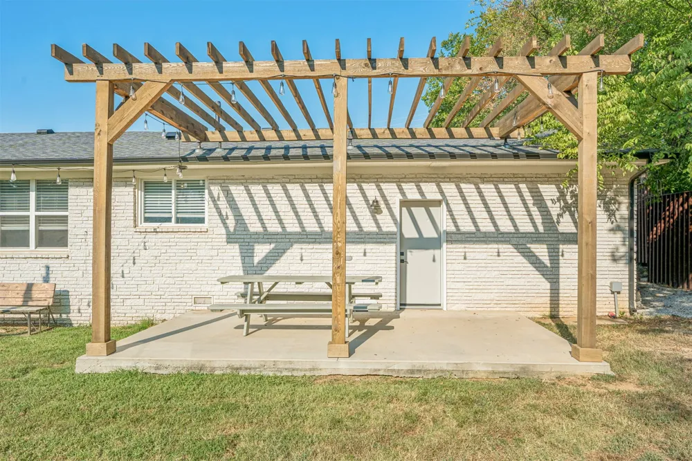 227 41st WestAvenue Tulsa, OK 74127