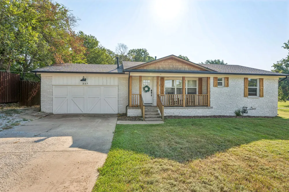 227 41st WestAvenue Tulsa, OK 74127
