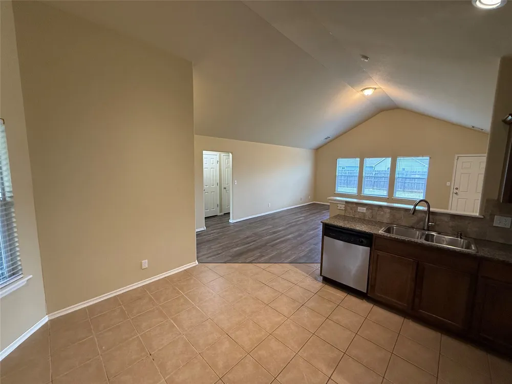 4037 W 105th Street S Jenks, OK 74037