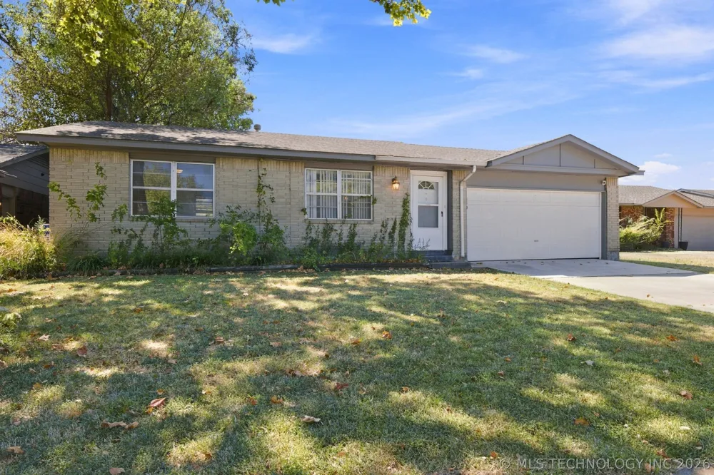 1929 W Vandalia Street Broken Arrow, OK 74012