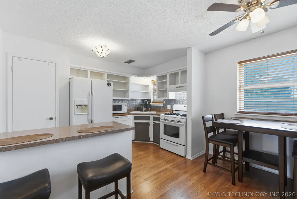 1929 W Vandalia Street Broken Arrow, OK 74012