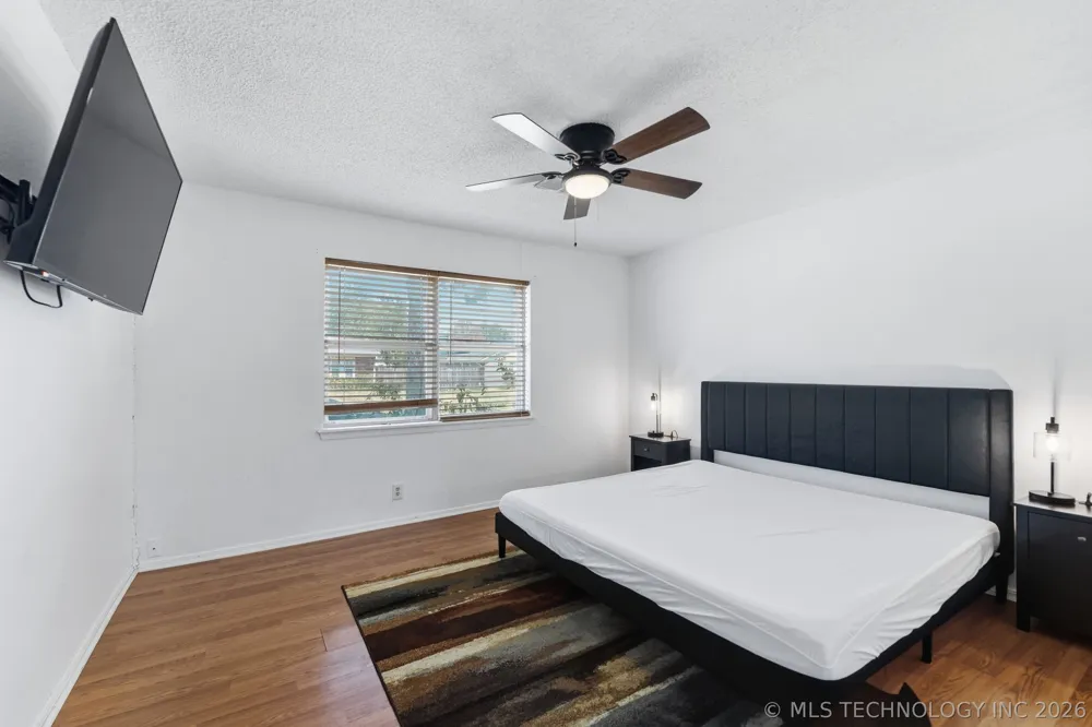 1929 W Vandalia Street Broken Arrow, OK 74012