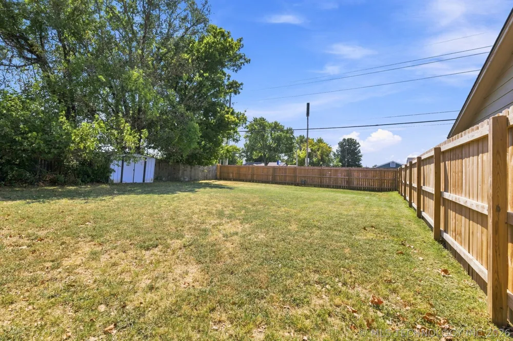 1929 W Vandalia Street Broken Arrow, OK 74012