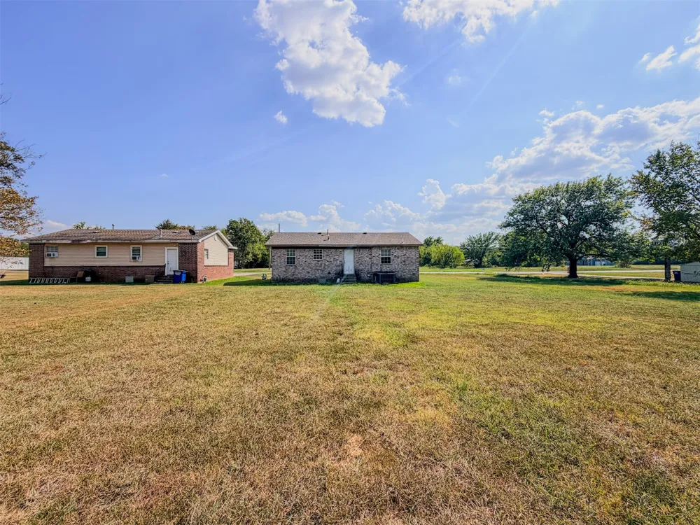 408 SW 13th Street Wagoner, OK 74467