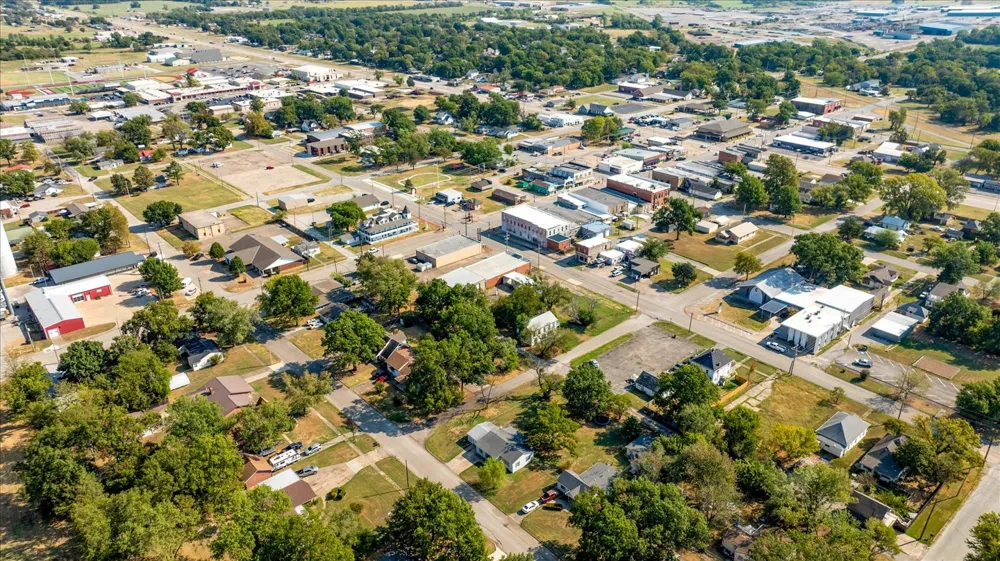 622 Cherokee Avenue Dewey, OK 74029