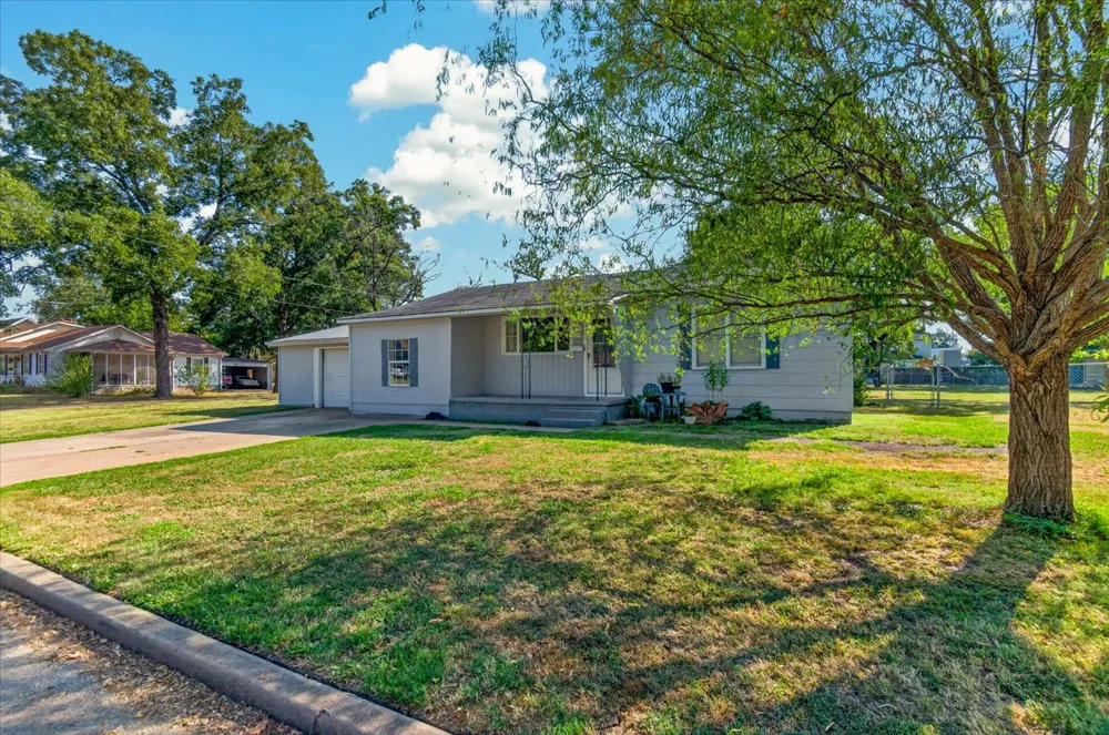 622 Cherokee Avenue Dewey, OK 74029