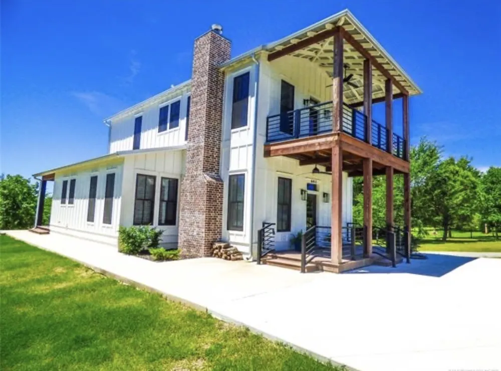 641 Sequoyah Drive Eufaula, OK 74432