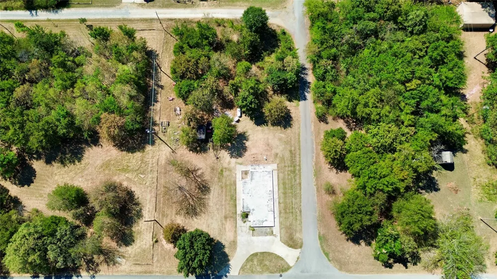 641 Sequoyah Drive Eufaula, OK 74432