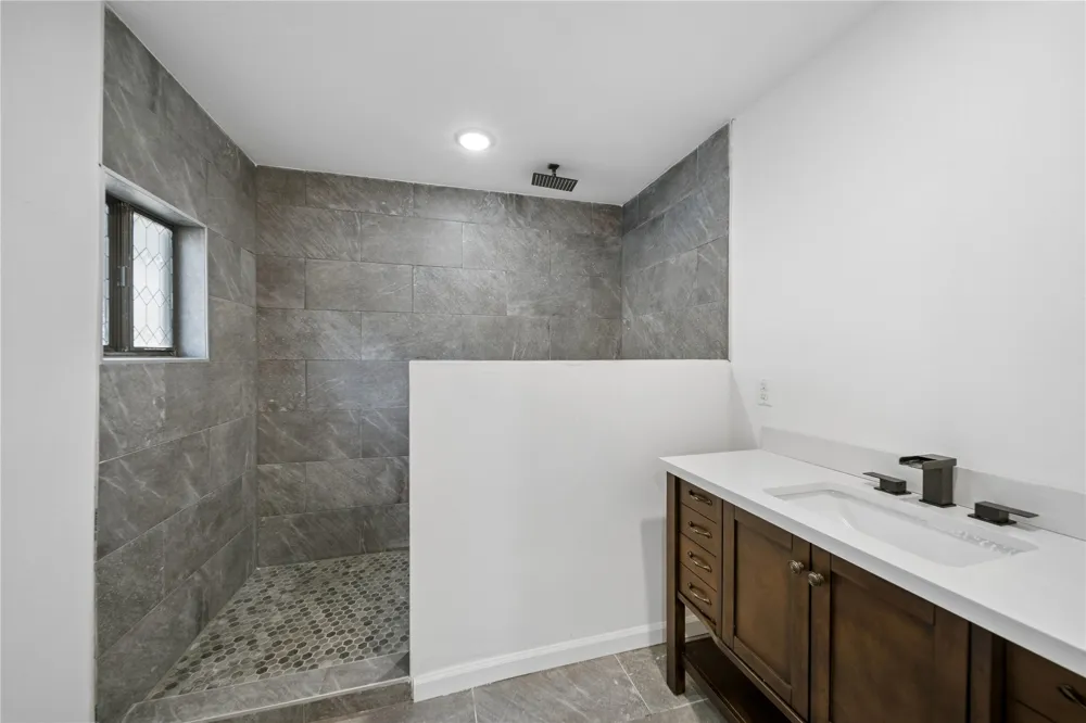 501 W Main Haskell, OK 74436