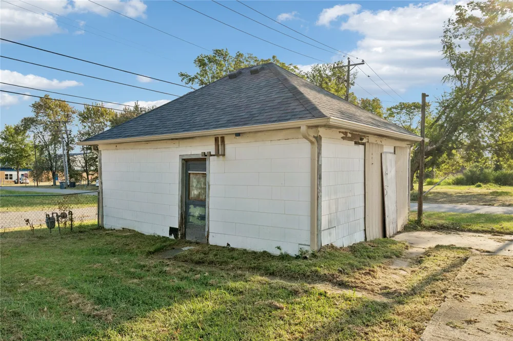 501 W Main Haskell, OK 74436