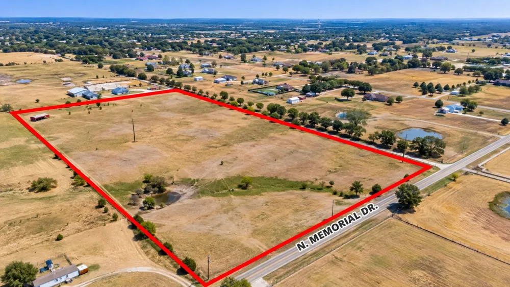 12183 Memorial Drive Collinsville, OK 74021