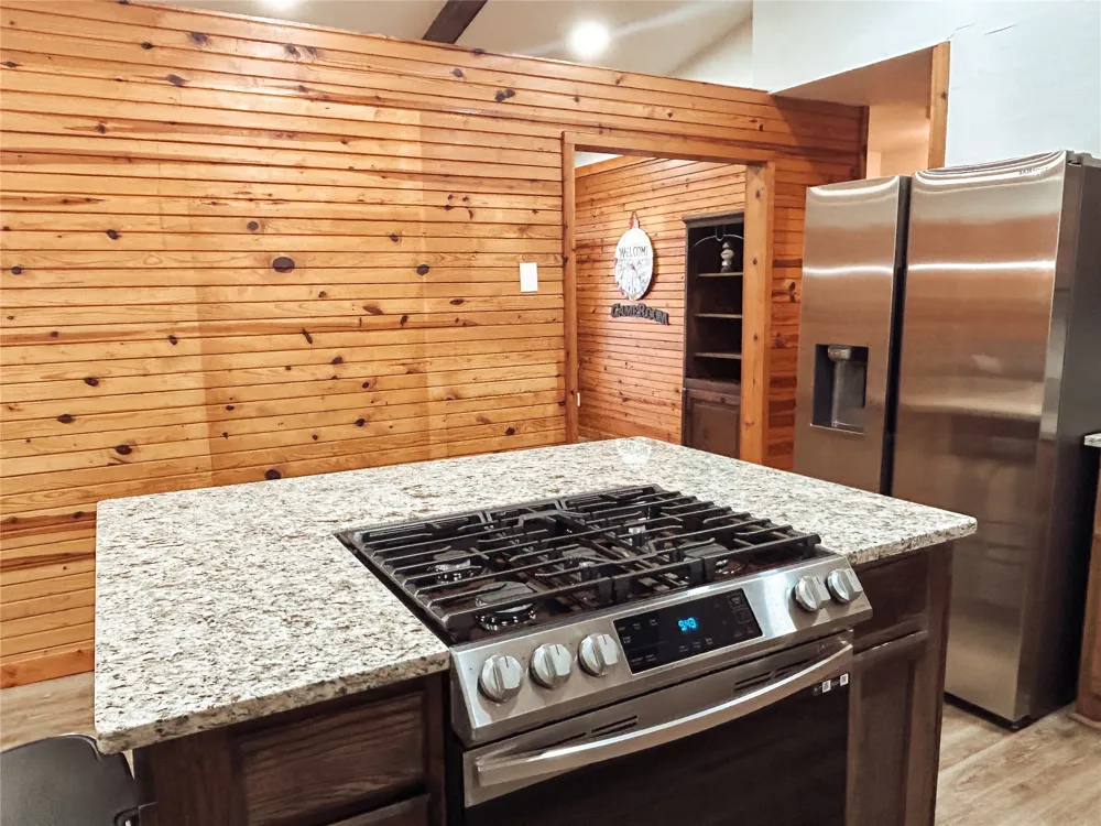 589 Mohawk Drive Eufaula, OK 74432