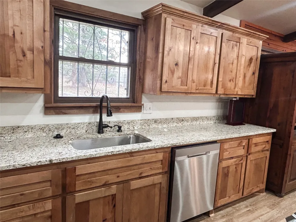 589 Mohawk Drive Eufaula, OK 74432