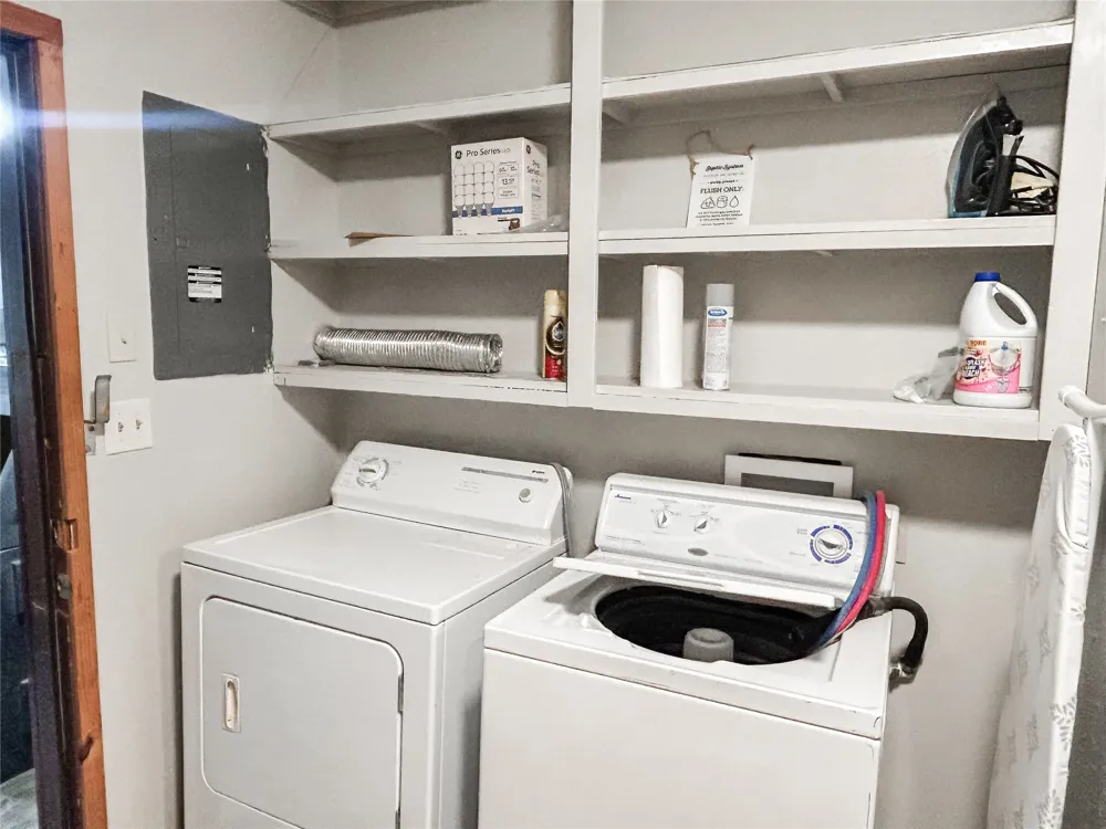 589 Mohawk Drive Eufaula, OK 74432
