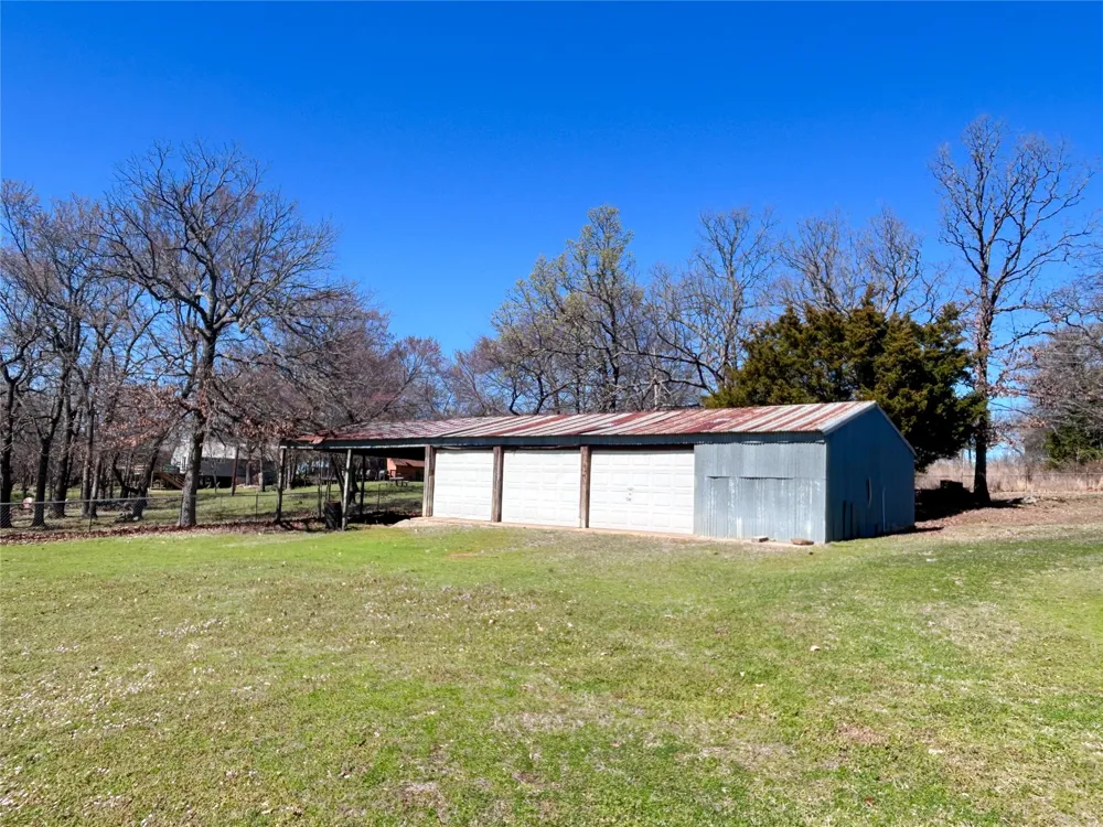 589 Mohawk Drive Eufaula, OK 74432