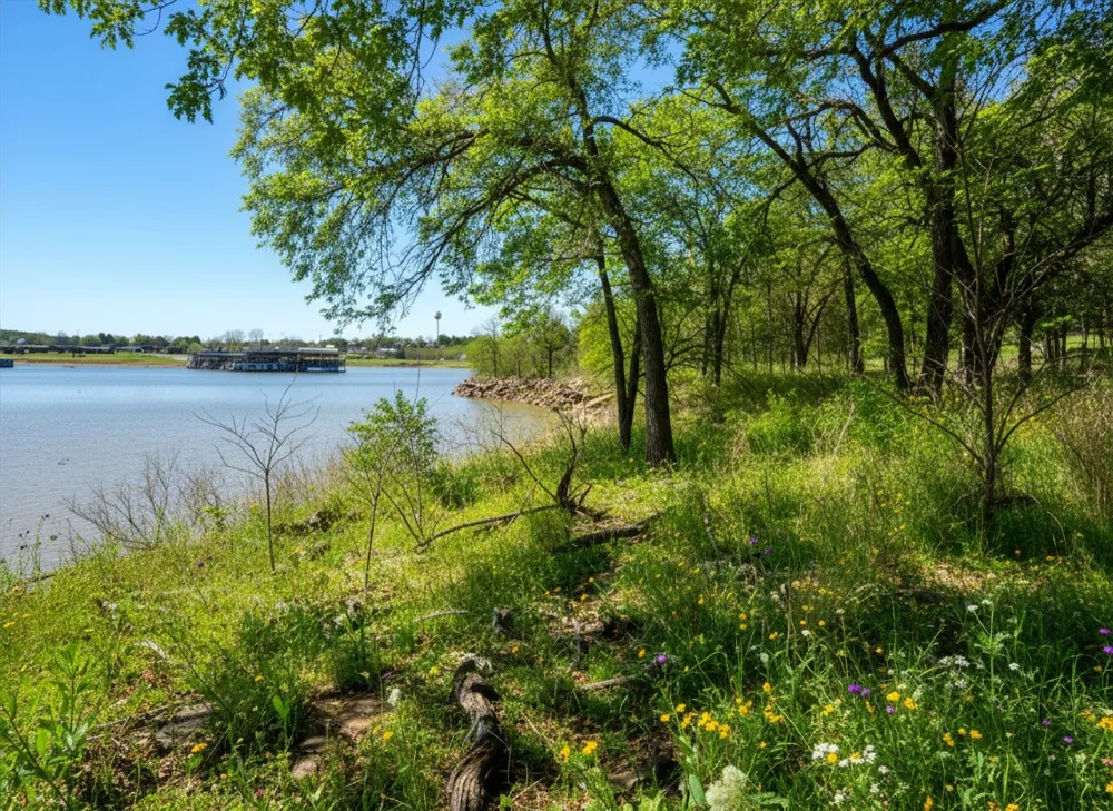 589 Mohawk Drive Eufaula, OK 74432