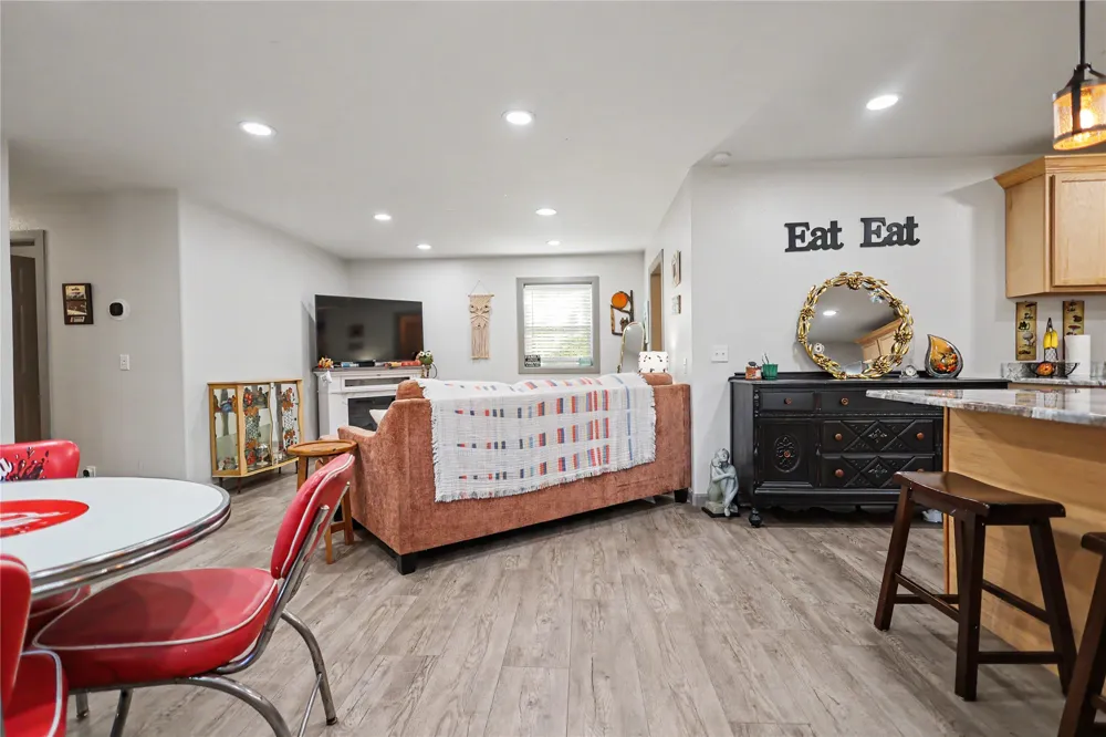 31838 S 530 ROAD Cookson, OK 74427
