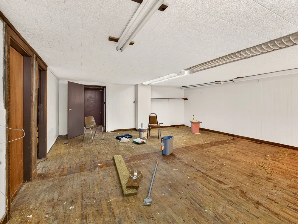 415 W 11th Street Sand Springs, OK 74063
