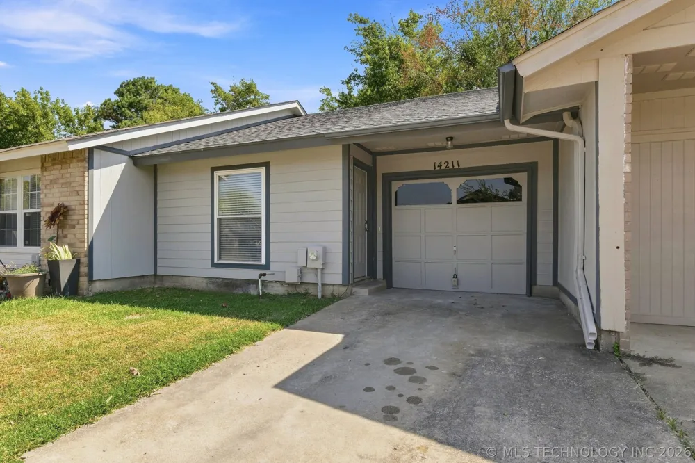 14211 S Hickory Place Glenpool, OK 74033