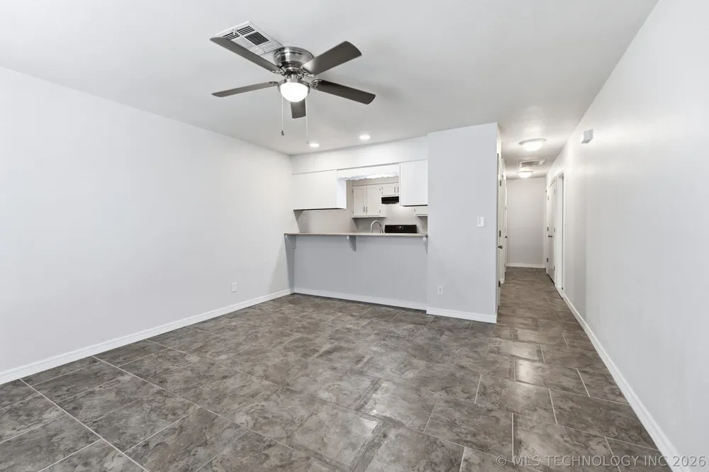 14211 S Hickory Place Glenpool, OK 74033
