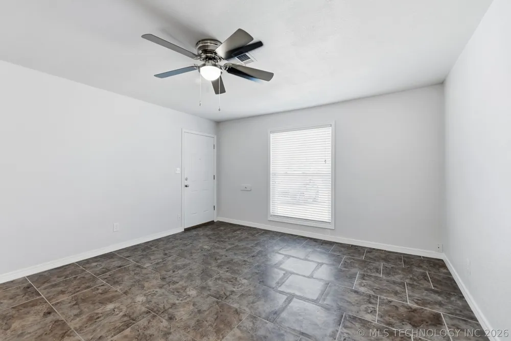 14211 S Hickory Place Glenpool, OK 74033