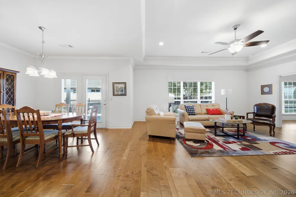 5118 W Birmingham Place Broken Arrow, OK 74011