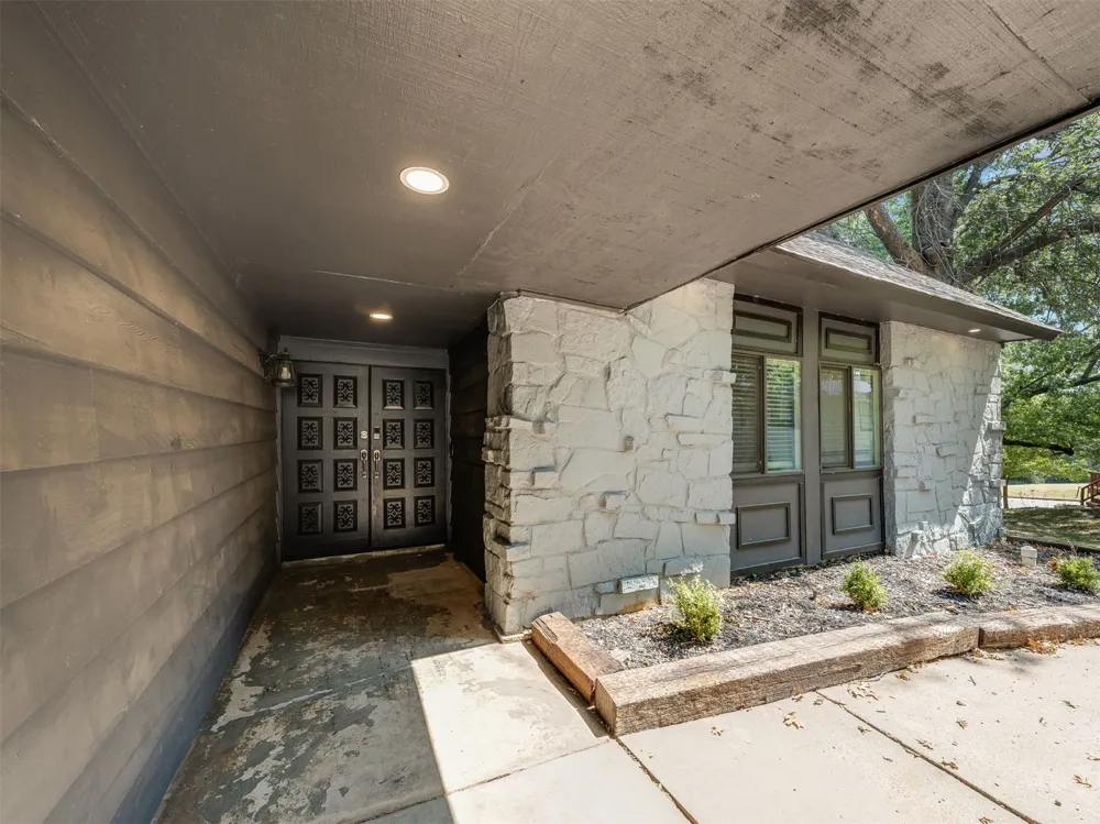 1825 Xenophon Avenue Tulsa, OK 74127