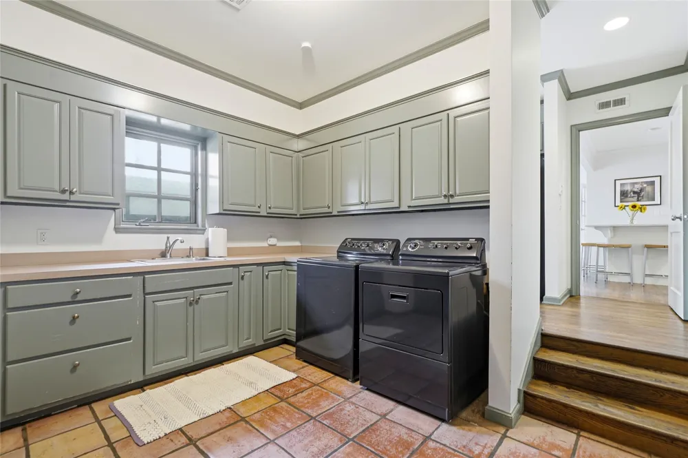 2315 S Delaware Place Tulsa, OK 74114