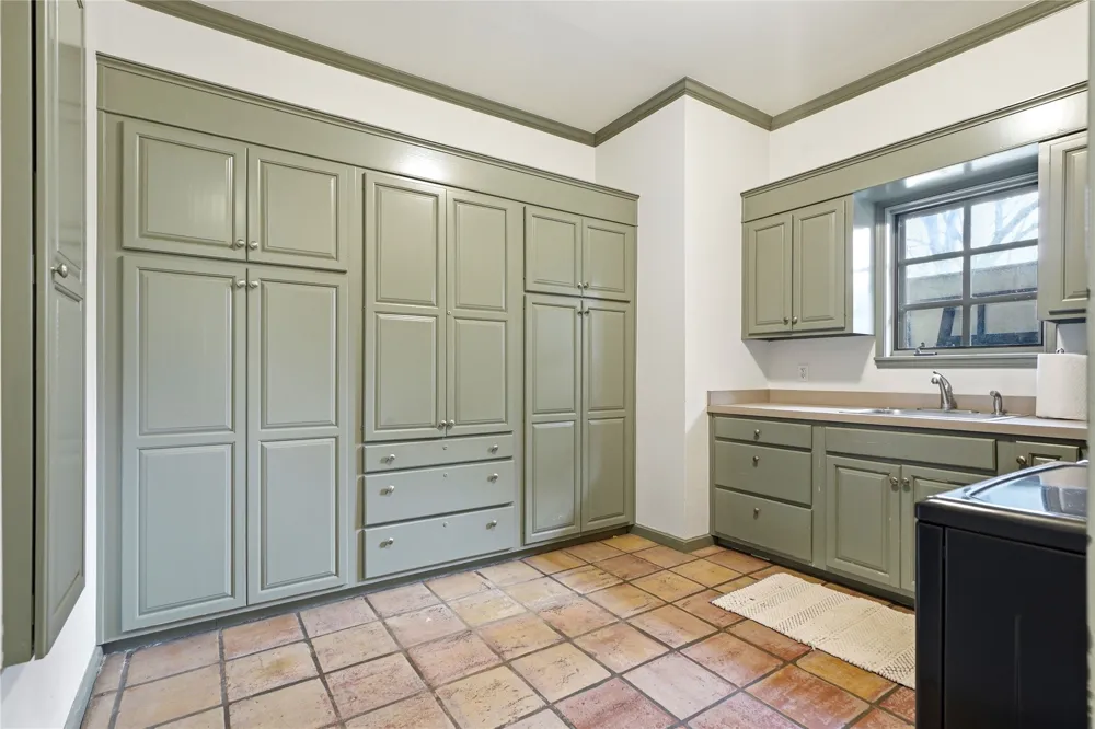 2315 S Delaware Place Tulsa, OK 74114