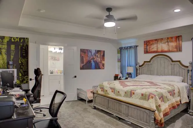 2420 W King Lane Claremore, OK 74019