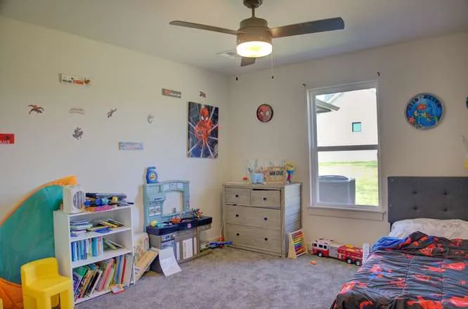 2420 W King Lane Claremore, OK 74019