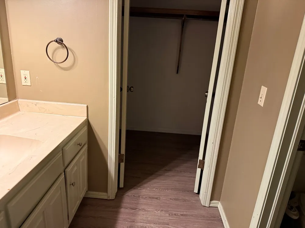 400 S Hemlock Avenue Broken Arrow, OK 74012